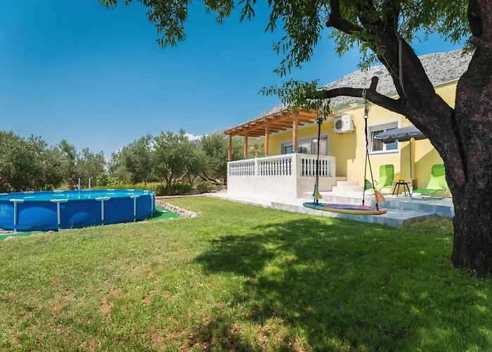Paligan Villa *